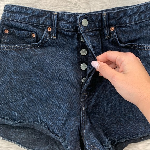 GRLFRND Cindy Clay Jean Shorts - Picture 5 of 15